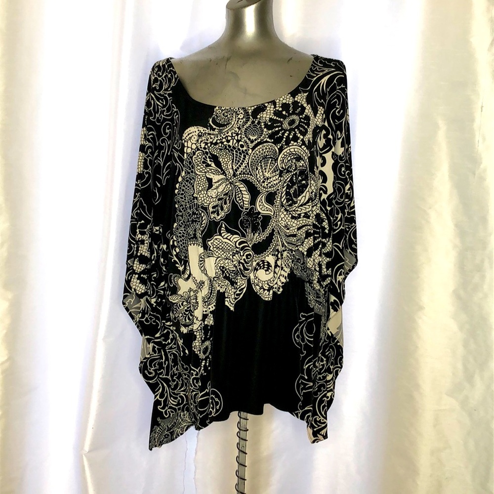 Ashley Stewart 18/20 floral blouse flair sleeves